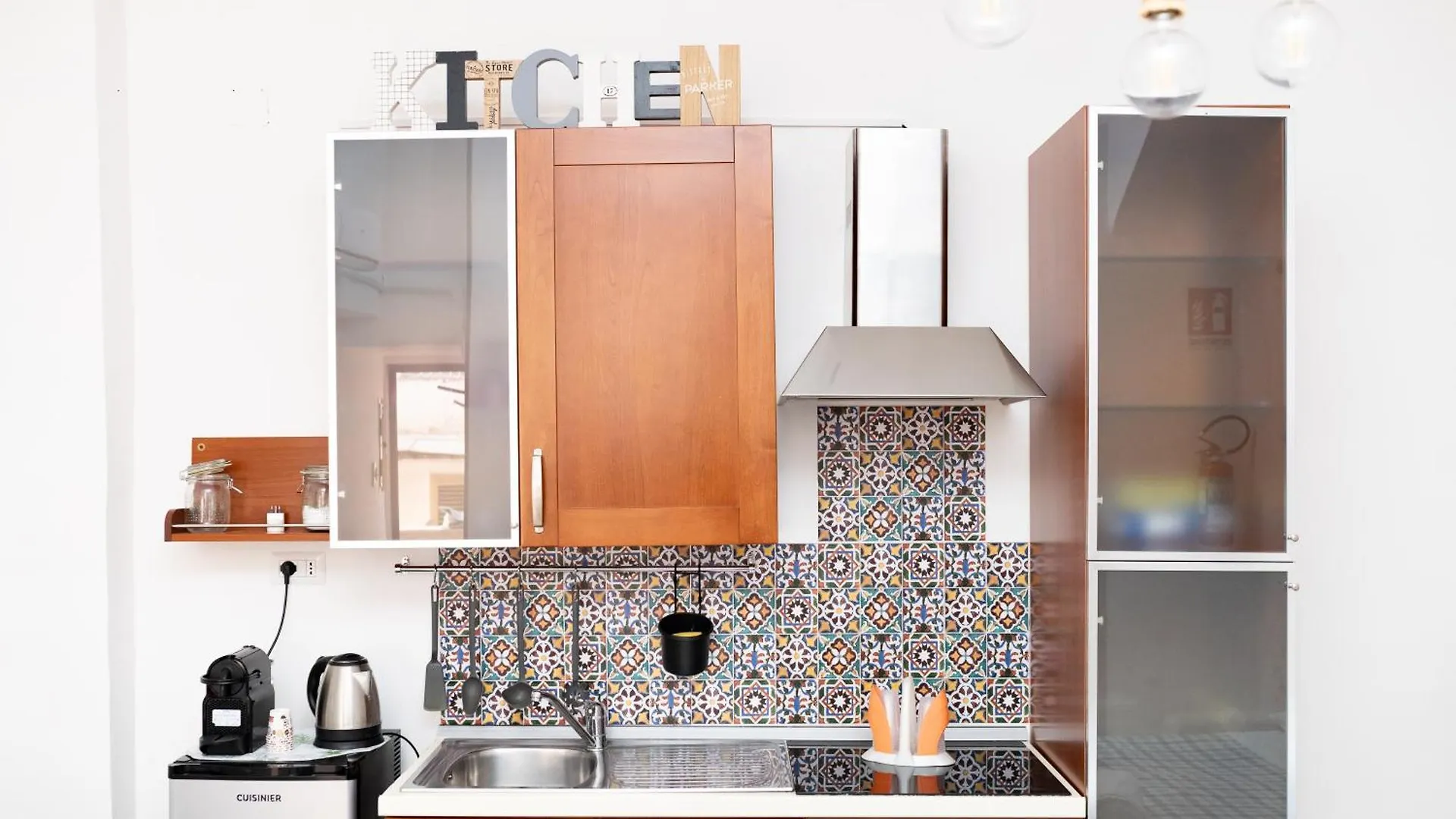 Dimora Emilu Apartment Bari 0*,